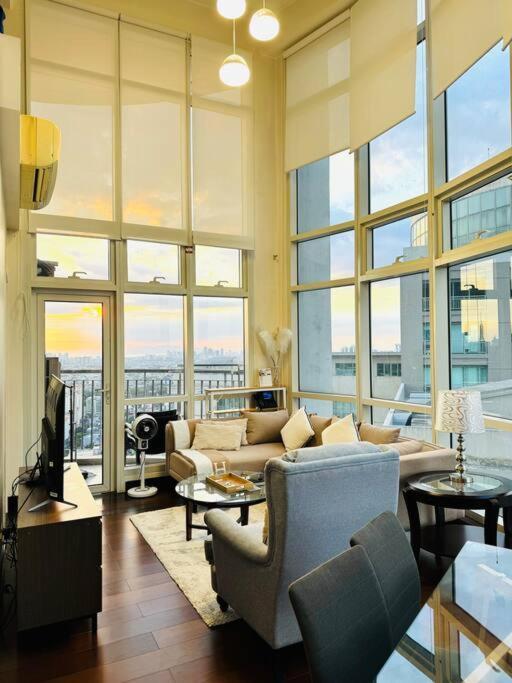 The Loft 39i Twin Oaks Place