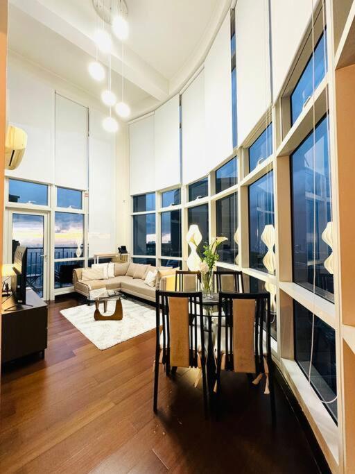 Apartment The Loft 39i Twin Oaks Place