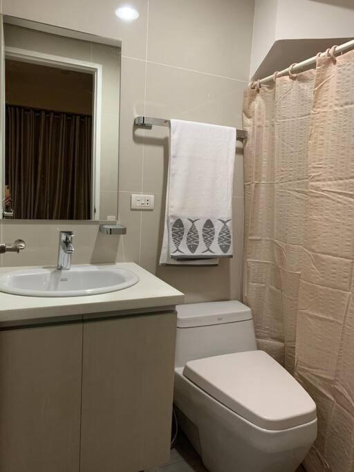 The Loft 39i Twin Oaks Place Apartment *