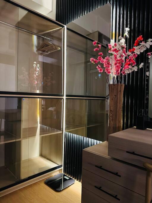Apartment Modern Solace - The Florence 1br *