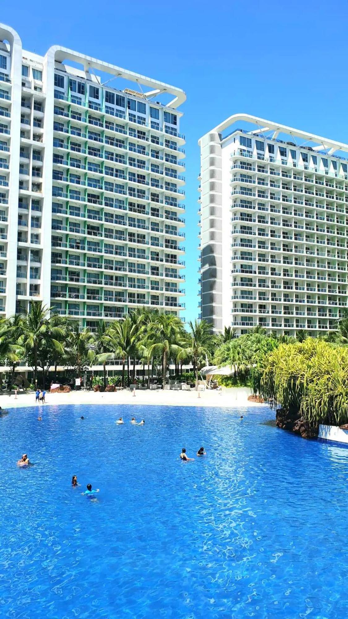 Azure Urban Residences By V'staycation Aparthotel