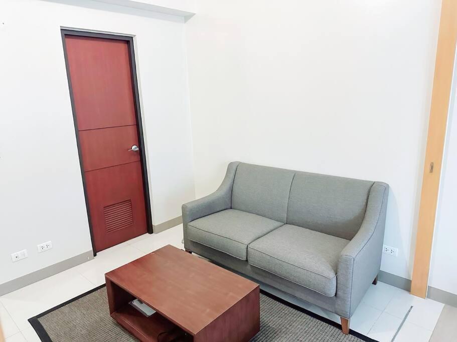 Luxury Place To In Bgc *