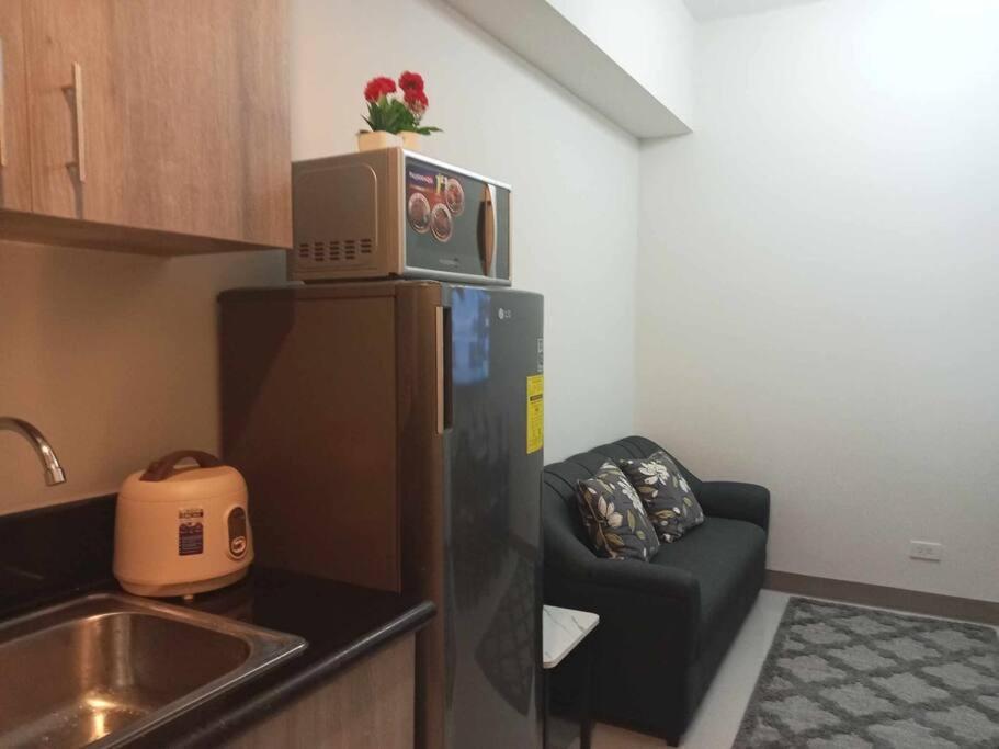 Apartment Luxurious Bayview 2br Near Moa Picc Ccp Free Wifi In Pasay Manila