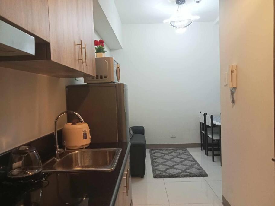 Apartment Luxurious Bayview 2br Near Moa Picc Ccp Free Wifi In Pasay *