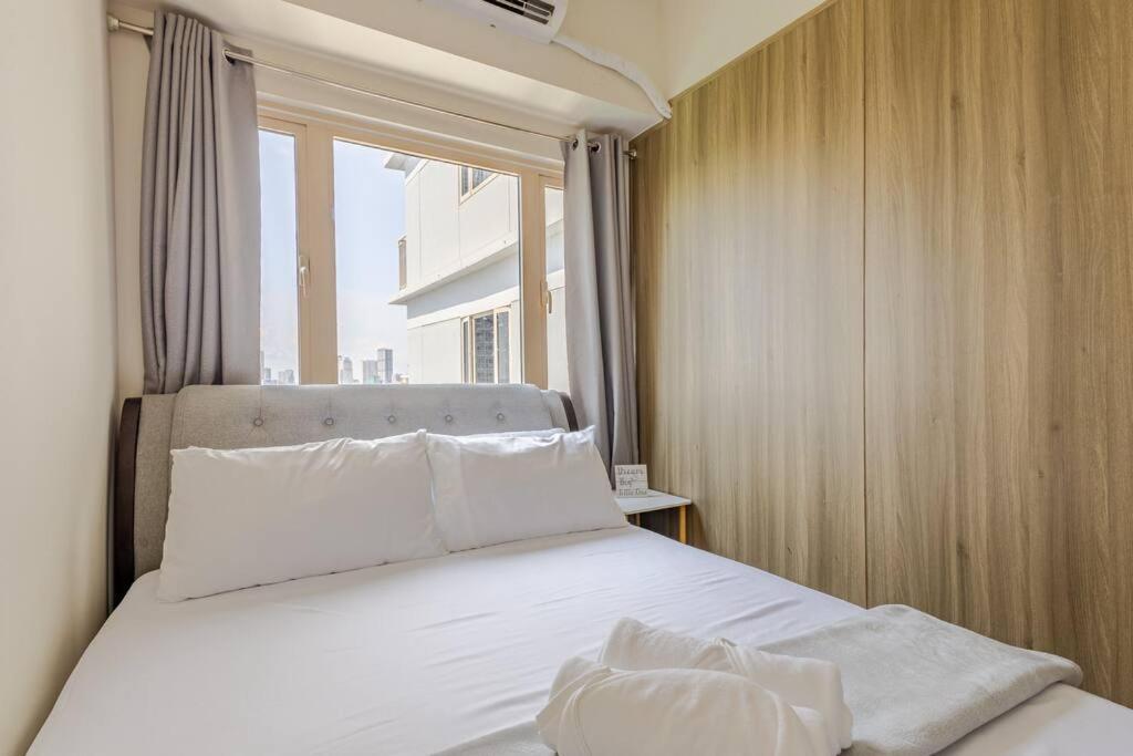 Apartment Luxurious Bayview 2br Near Moa Picc Ccp Free Wifi In Pasay *