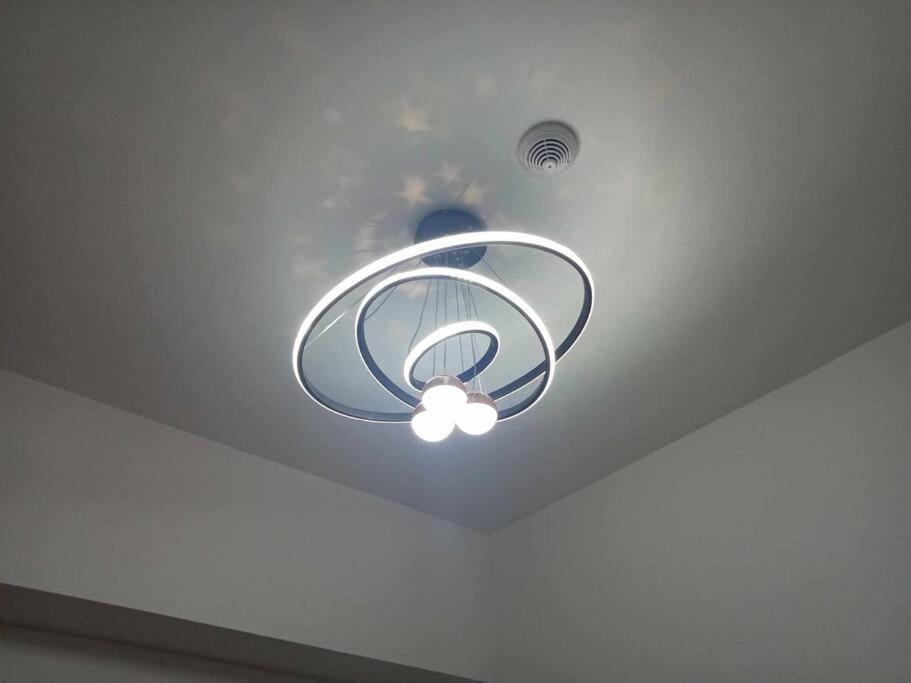 Luxurious Bayview 2br Near Moa Picc Ccp Free Wifi In Pasay Apartment Manila