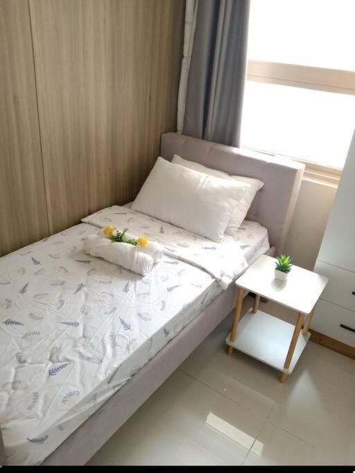 Luxurious Bayview 2br Near Moa Picc Ccp Free Wifi In Pasay *