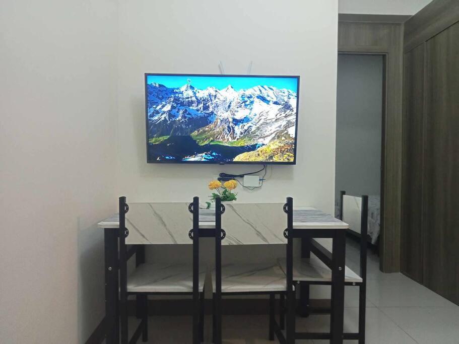Luxurious Bayview 2br Near Moa Picc Ccp Free Wifi In Pasay Manila
