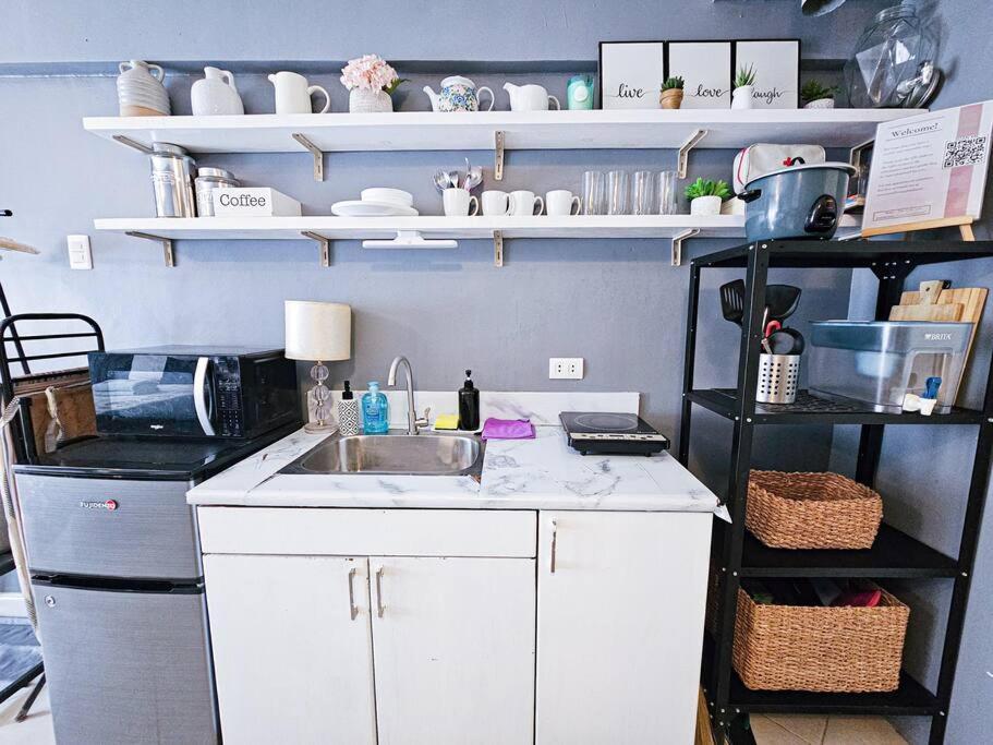 Apartment Pet-friendly Chic Near Acacia Estates & Bgc *