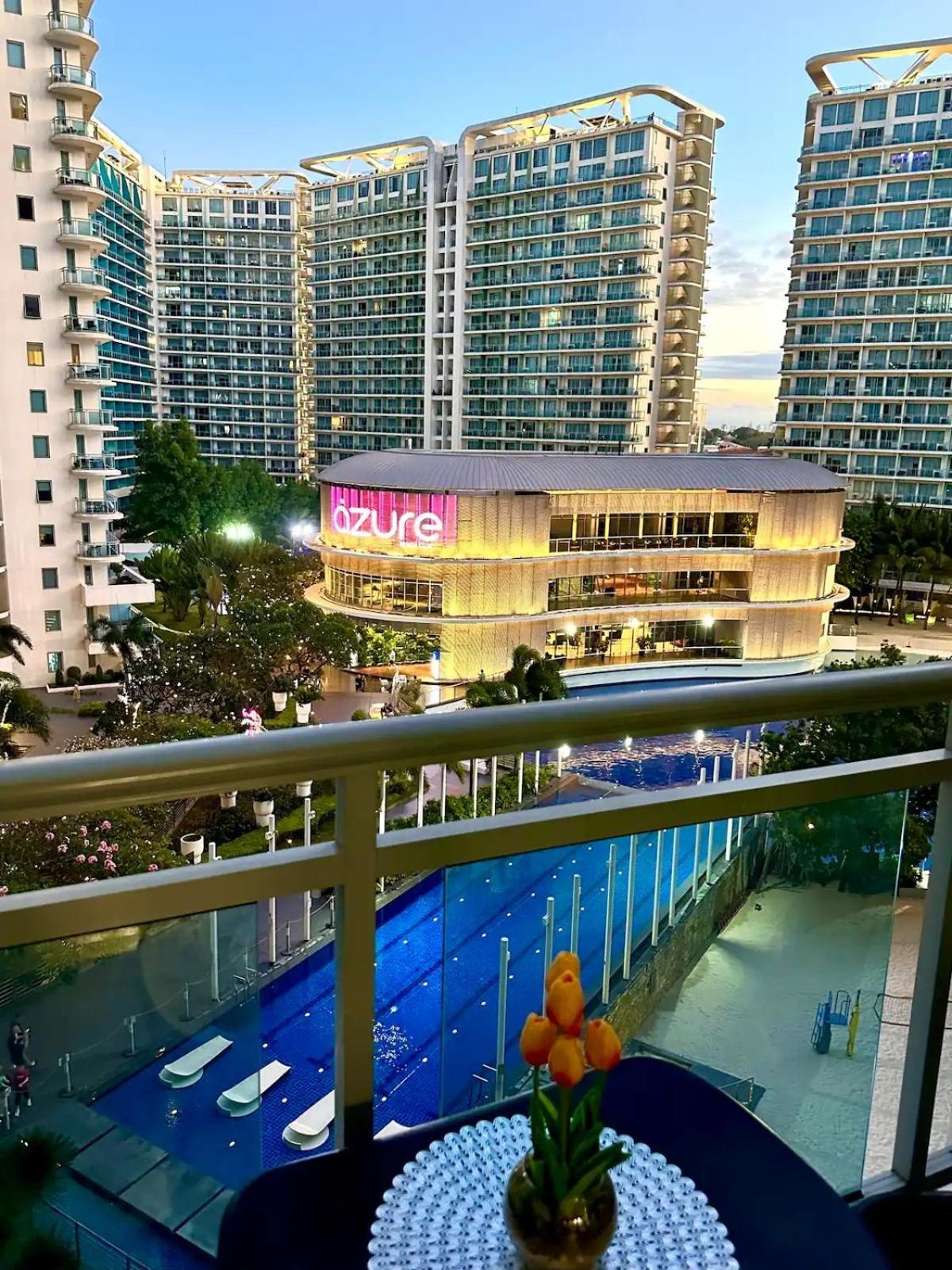 Aparthotel Azure Beach Residences Staycation *