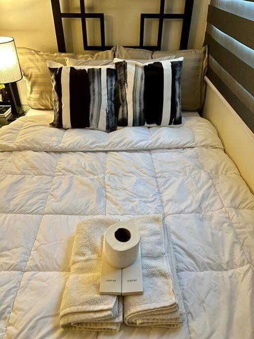 Luxury Style Living-netflix Ready Apartment Manila