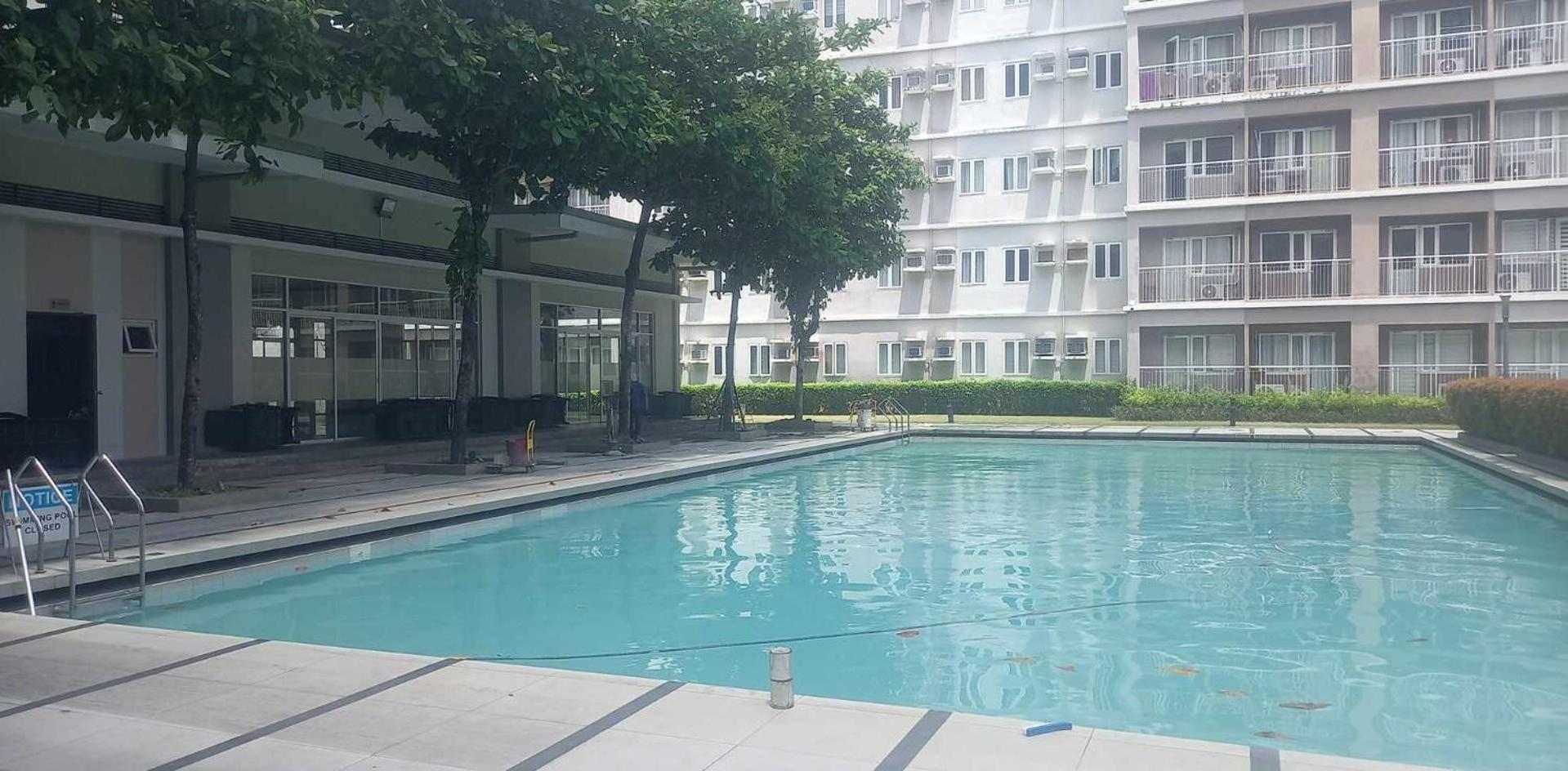 1bedroom Fully Furnished With Netflix & Free Wifi In Trees Residences Apartment Manila