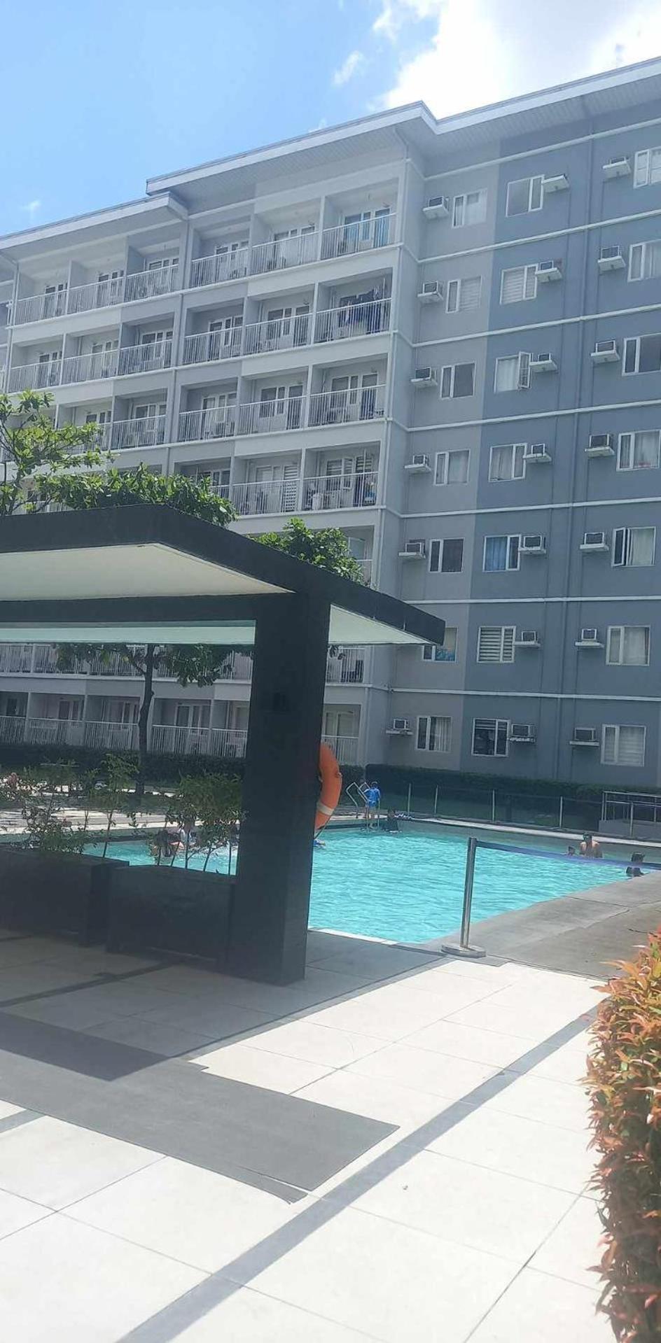 1bedroom Fully Furnished With Netflix & Free Wifi In Trees Residences Apartment