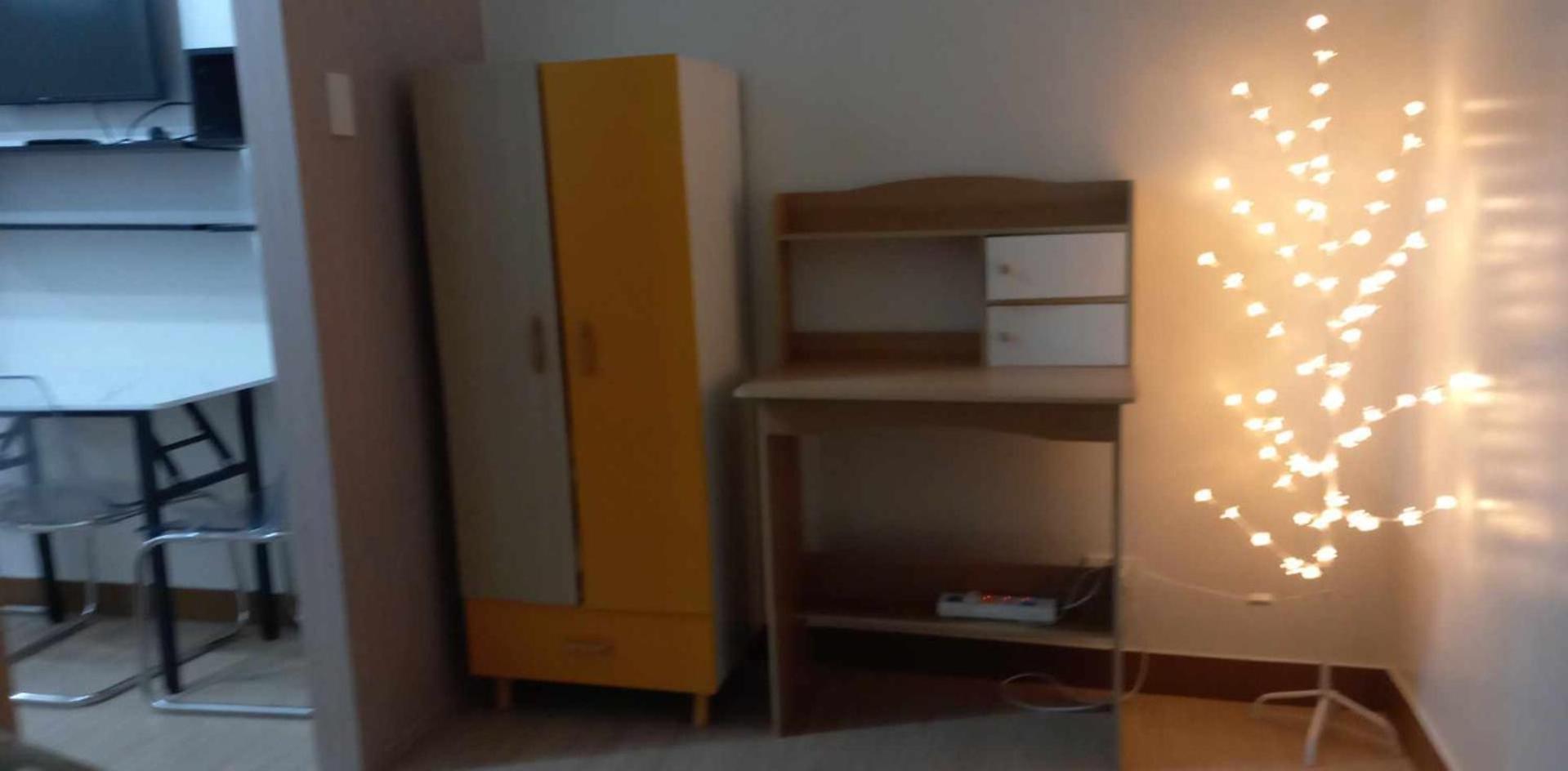 Apartment 1bedroom Fully Furnished With Netflix & Free Wifi In Trees Residences