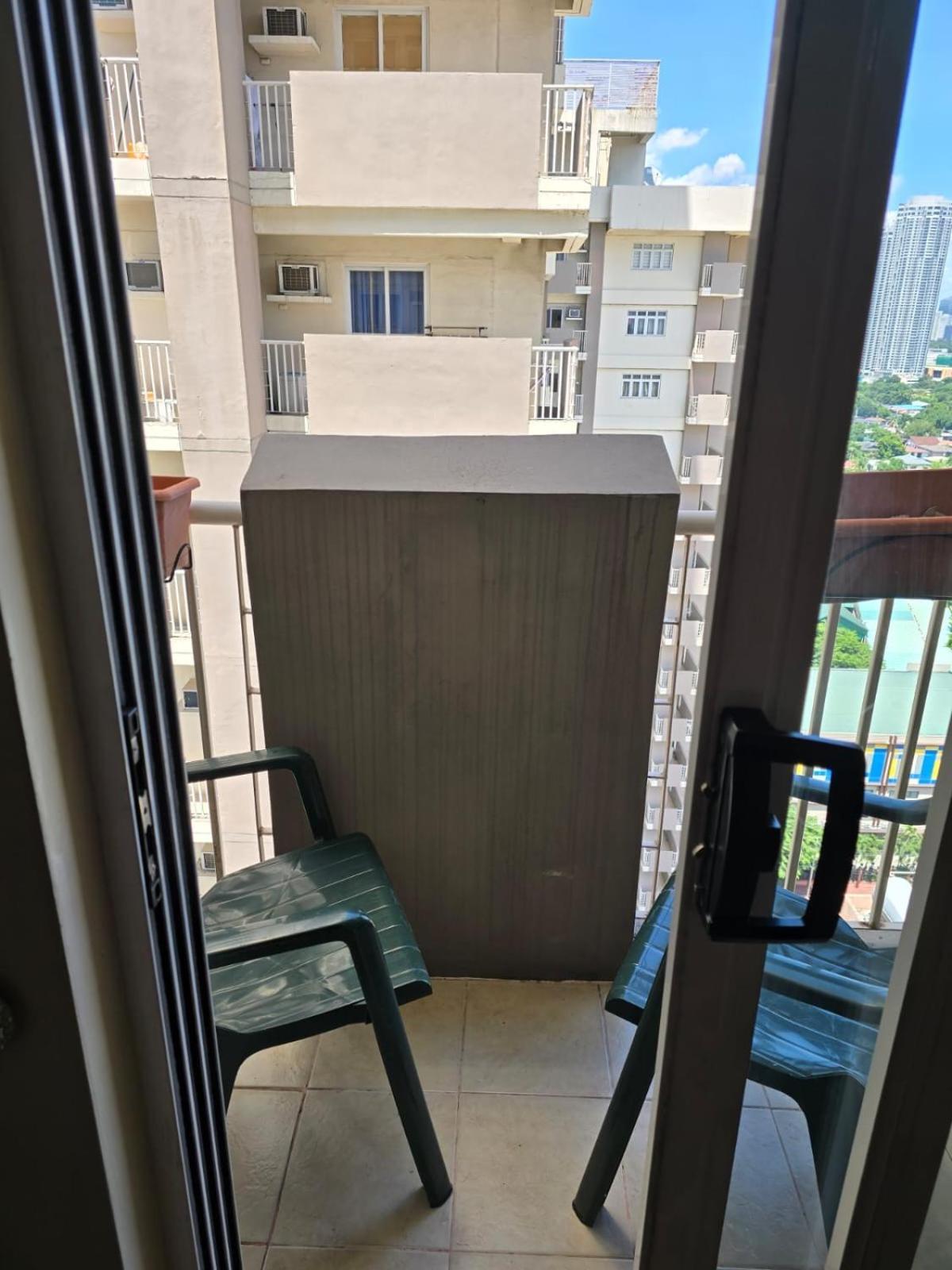 Cozy Near Greenbelt Makati Apartment Manila