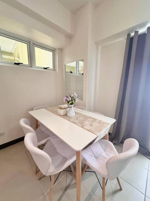 Apartment Casa Alexandra, Cozy 2 Bedroom Manila