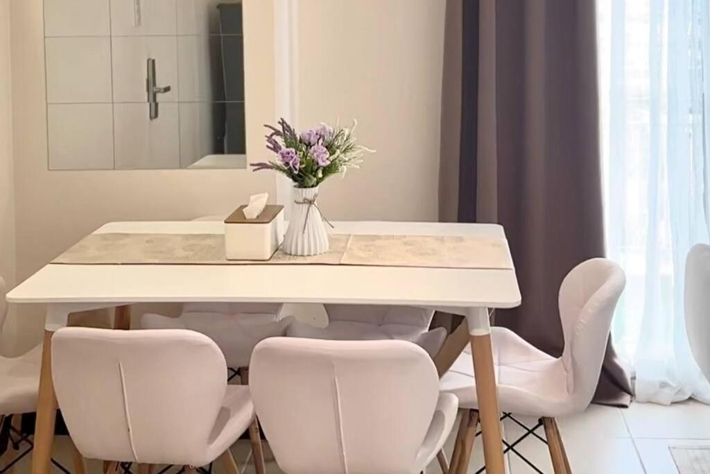Casa Alexandra, Cozy 2 Bedroom * Manila