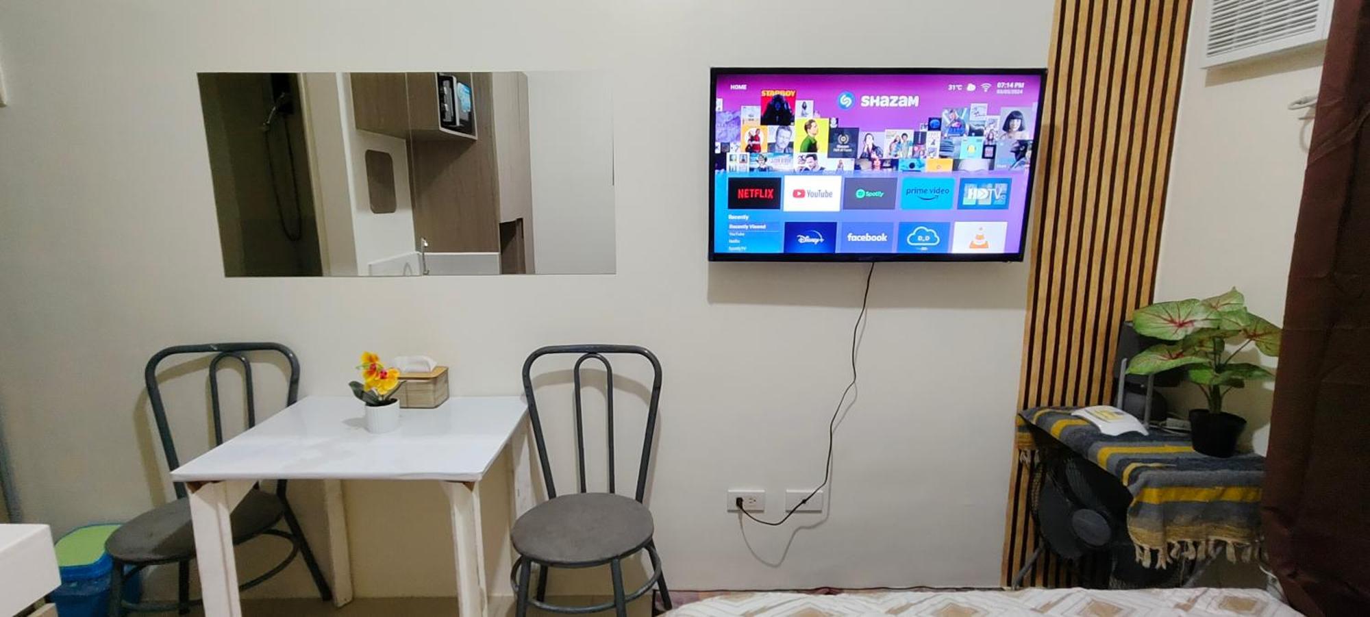 Jjmc Deca Tower Apartment
