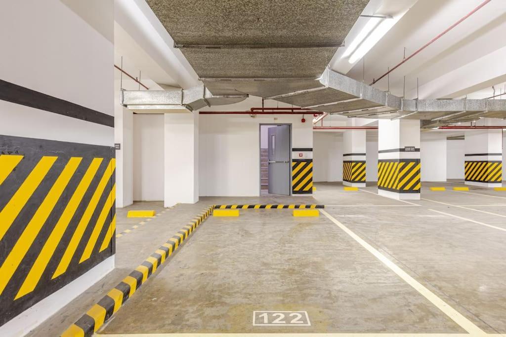 Perfect For In Levels Burbank Manila