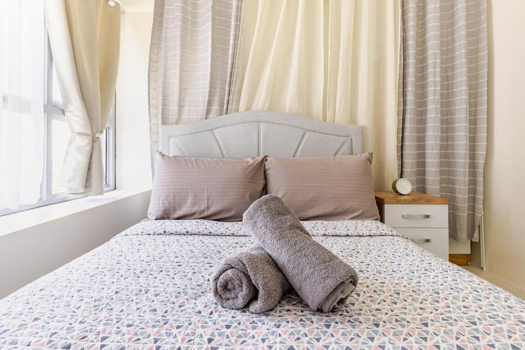Apartamento Perfect For In Levels Burbank Manila