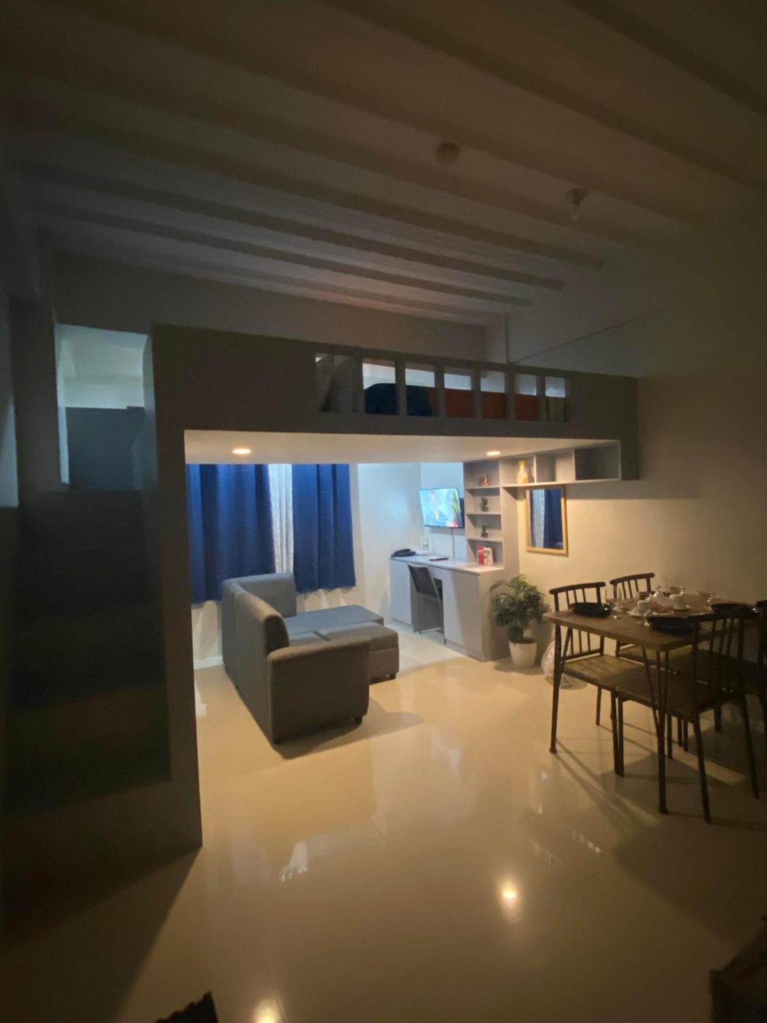 Affordable Near In Naia Apartment *