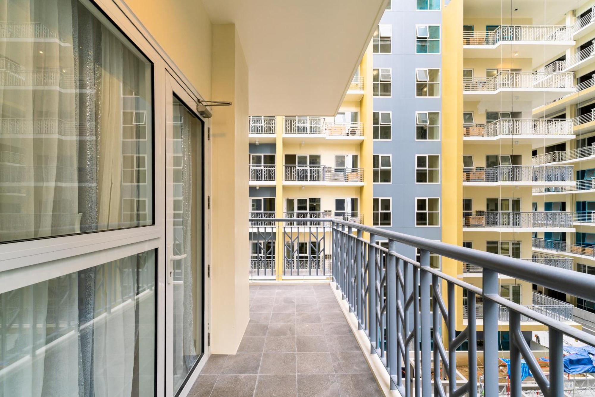 Bayshore Luxe By Prime Manila