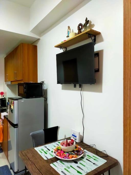 Jireh's Staycation In Makati * Manila