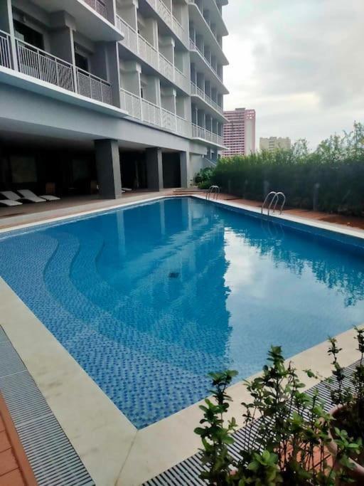 Jireh's Staycation In Makati *