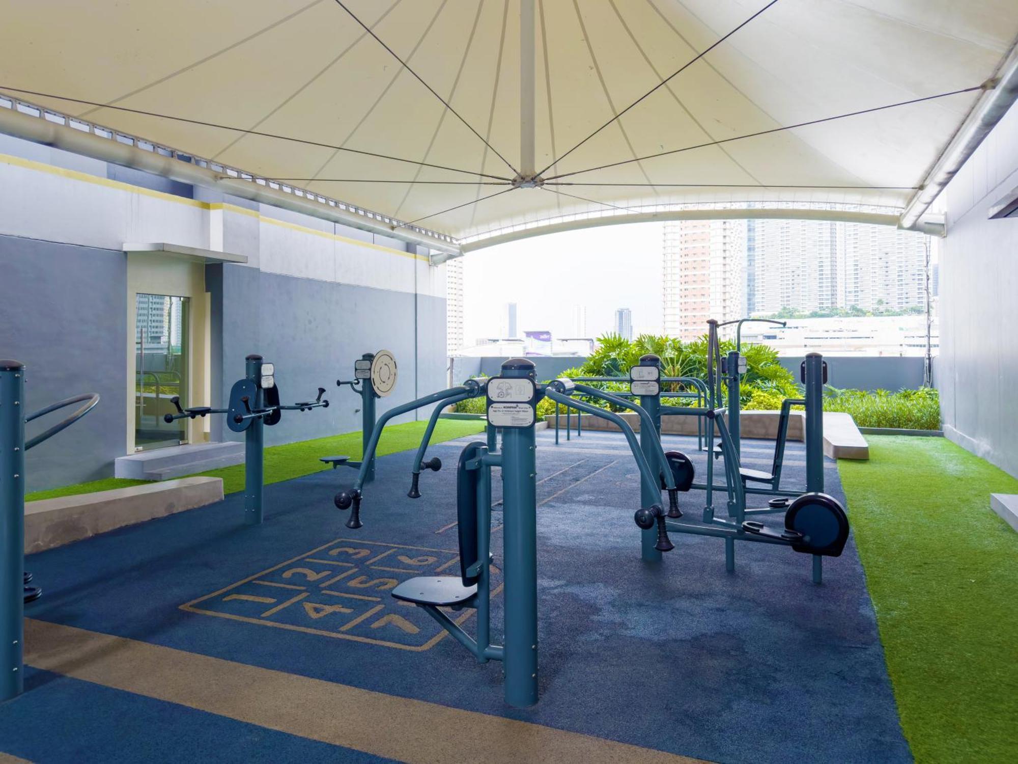 Apartment Gemstonebr In Smdc Fame Residences Manila