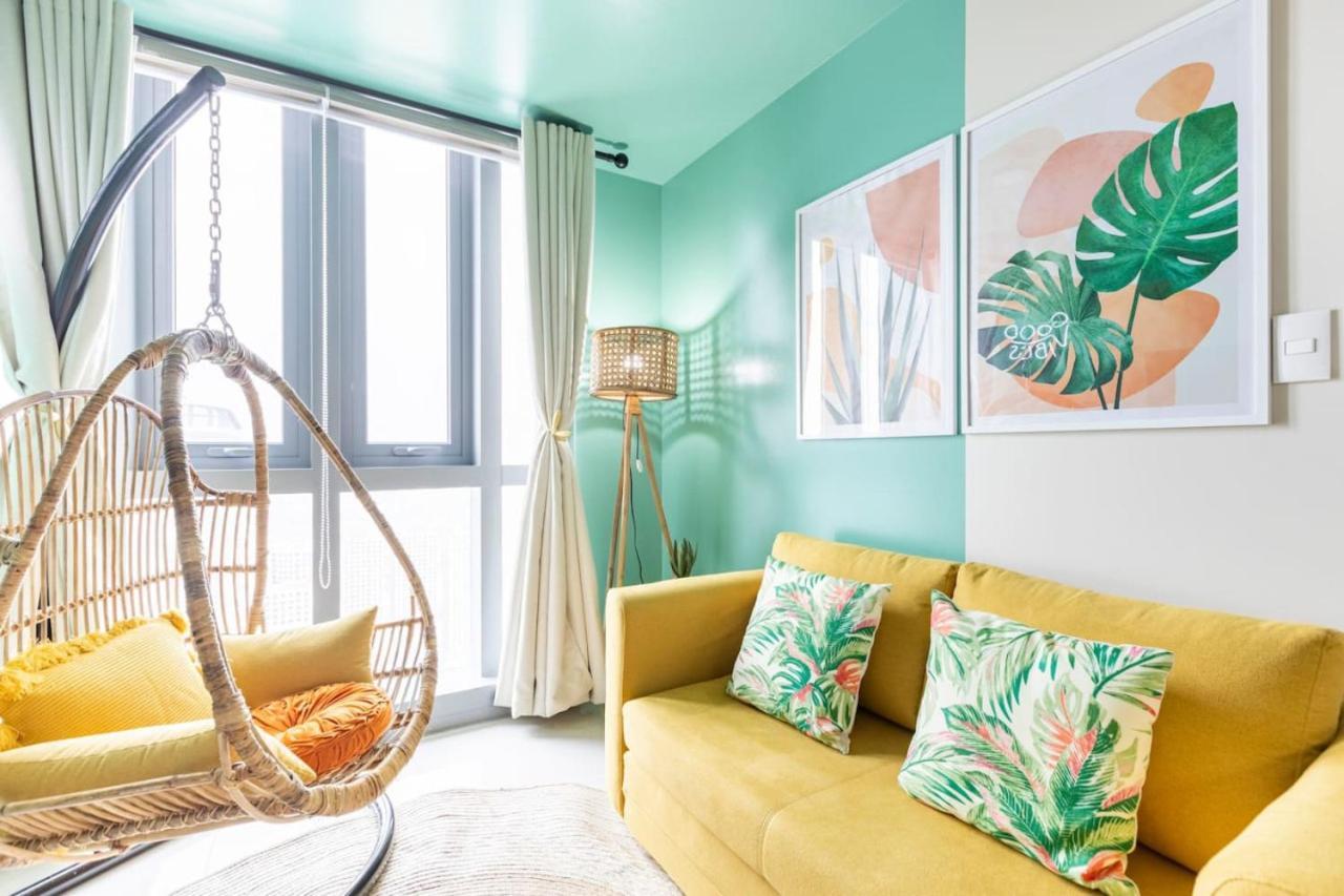 Urban Oasis Serenity In The W Pool Gym