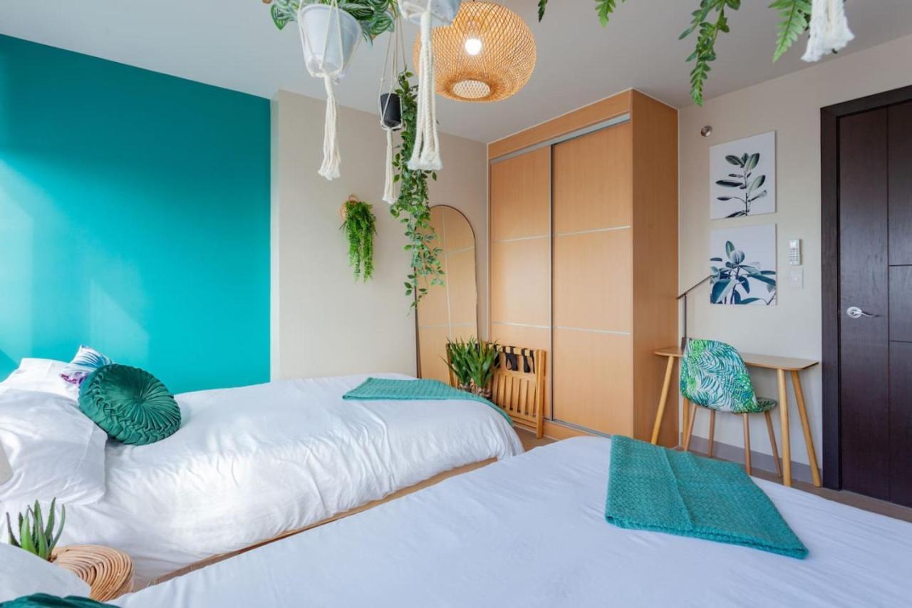 Urban Oasis Serenity In The W Pool Gym