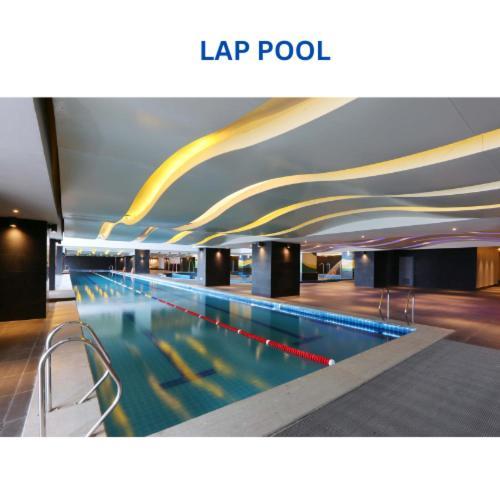 Cozy With Balcony Netflix Free Access To Pool And Gym 100mbps Manila