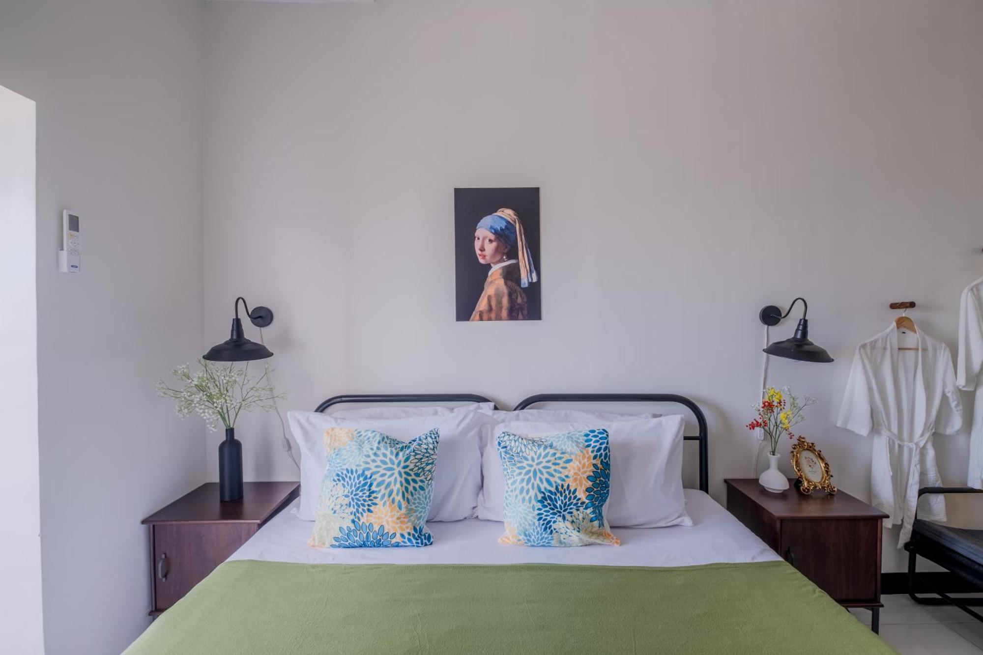 Elegant In Qc 100mbps Internet Speed Free Gym & Pool Access * Manila