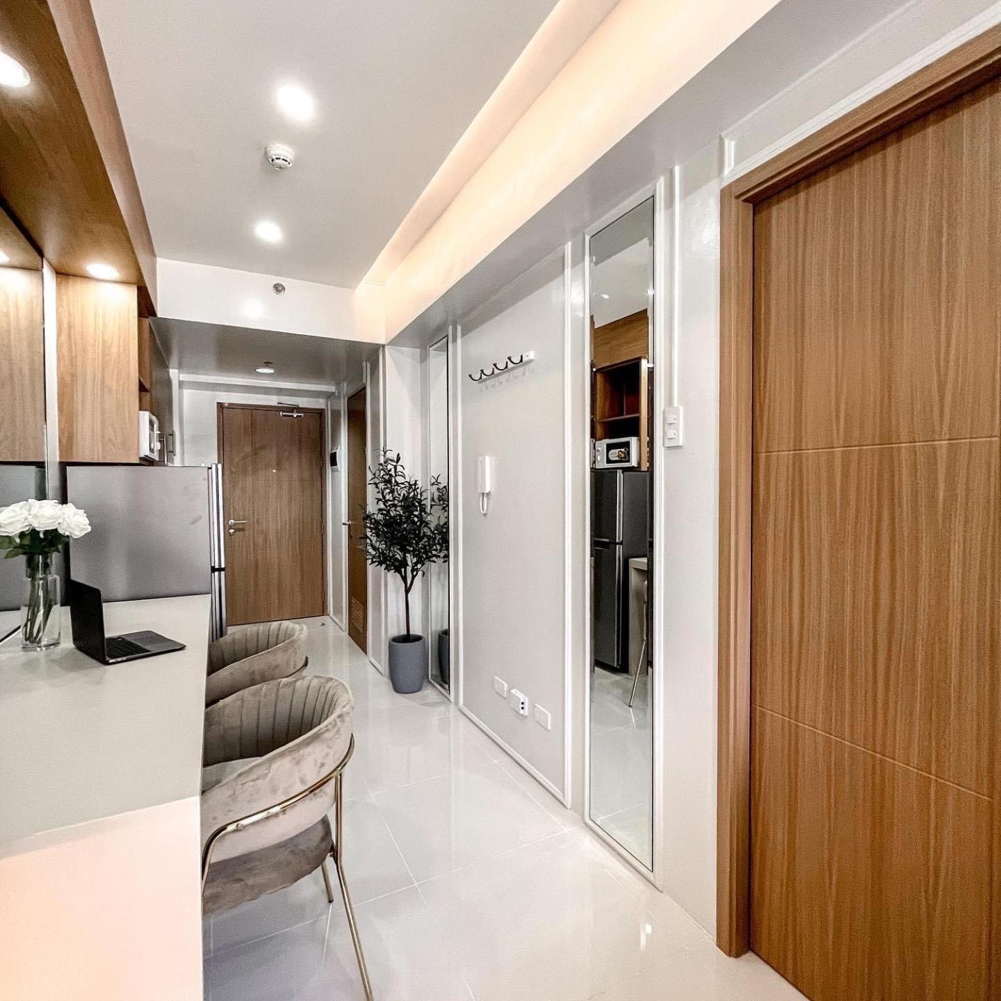 Urbanest Shore 3 Tower 3 Pasay Philippines *