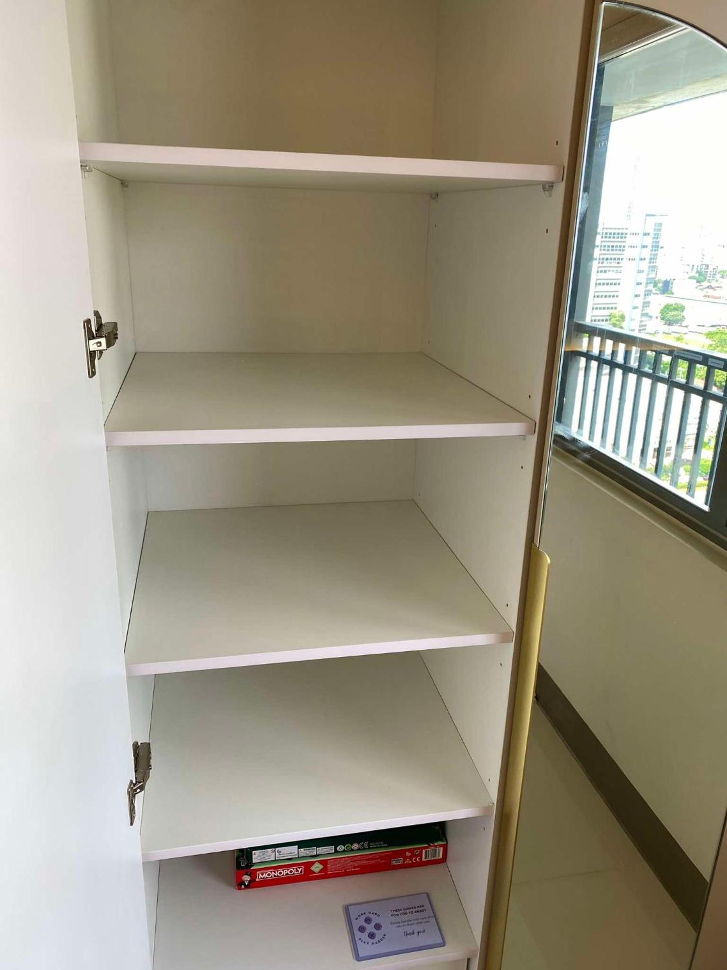 Casa Eleganza At Fame Residences - 1br Corner Unit, Cbd, Gym, Pool, Wifi, Great View * Manila