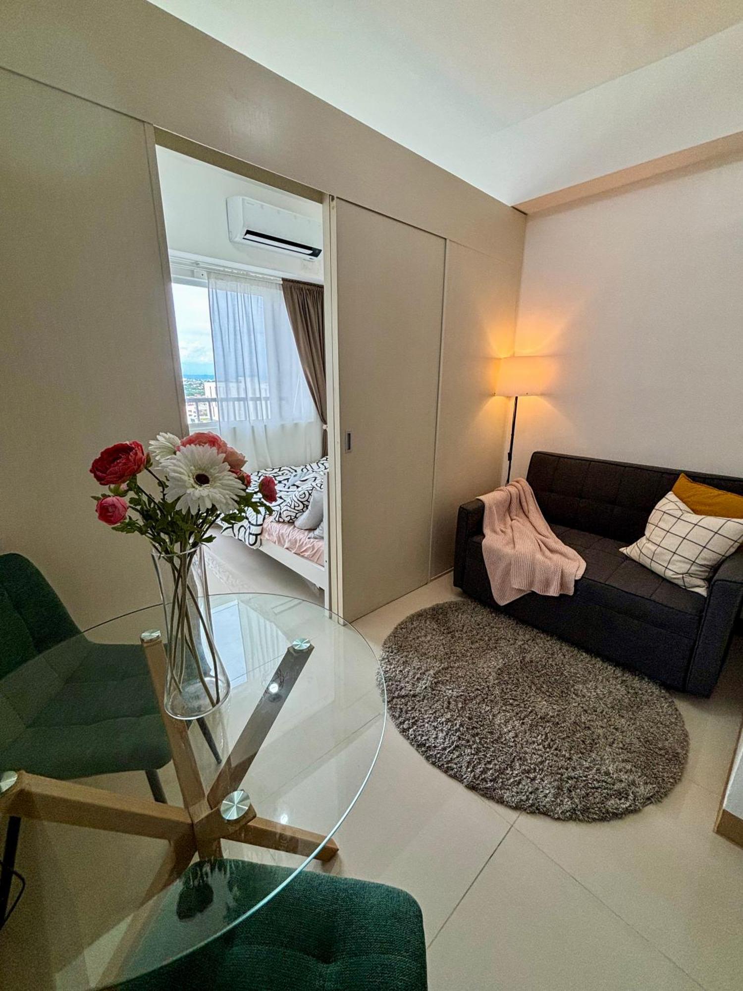 Cozy And Homey 1br At Smdc South Residences Manila