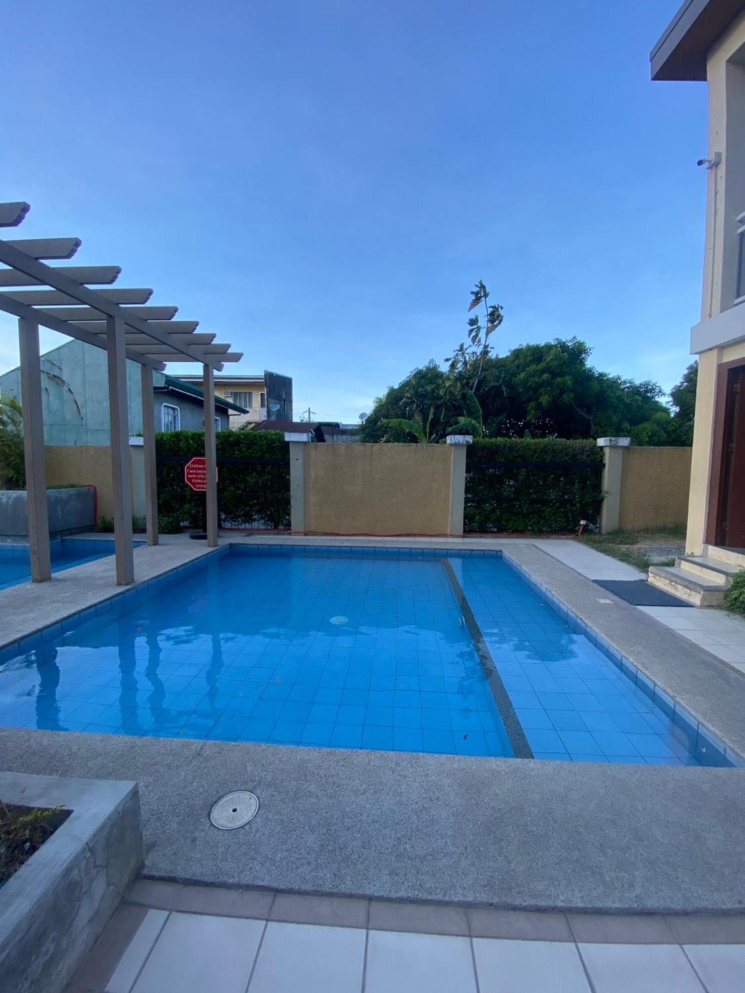 Paradise In Pinas Apartment