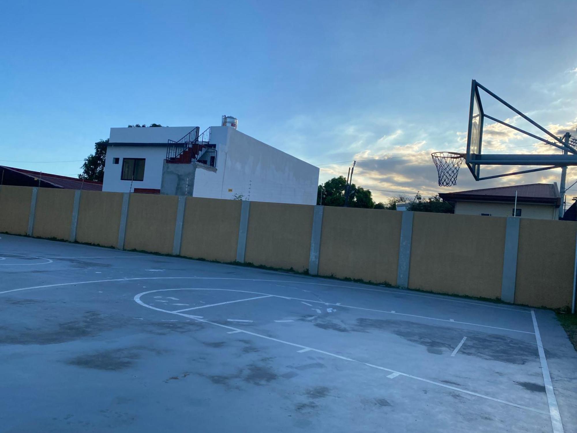 Paradise In Pinas Apartment