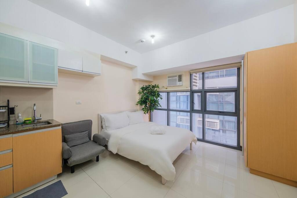 Stayhere Relax & Retreat In Viceroy Mckinley Hill Manila