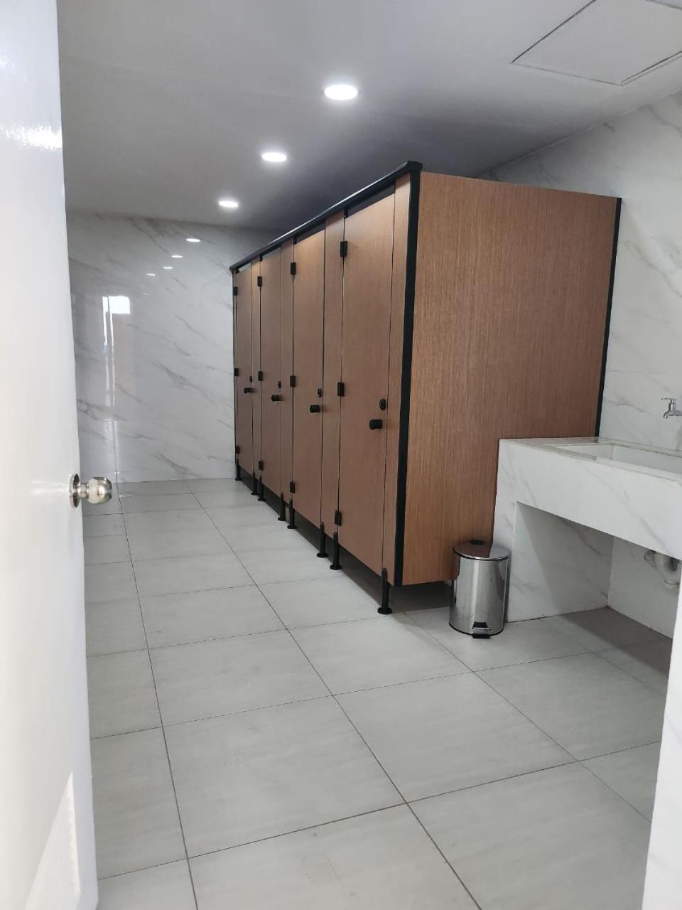 Victoria Towers D - 2 Bedroom Mejia Flat * Manila