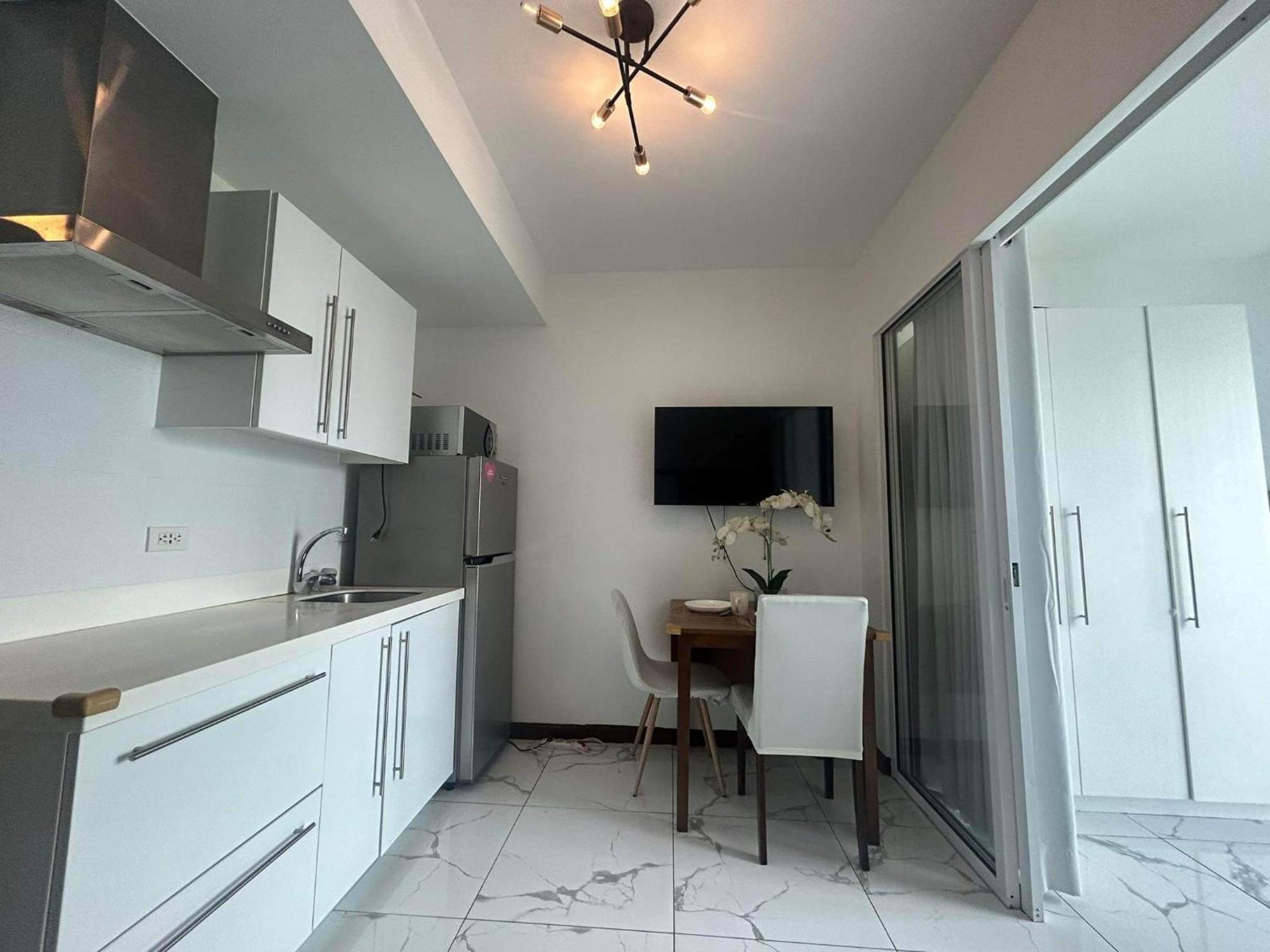 Luxurious 1 Bedroom Unit In Mandaluyong Near Rockwell, Makati Apartment Manila