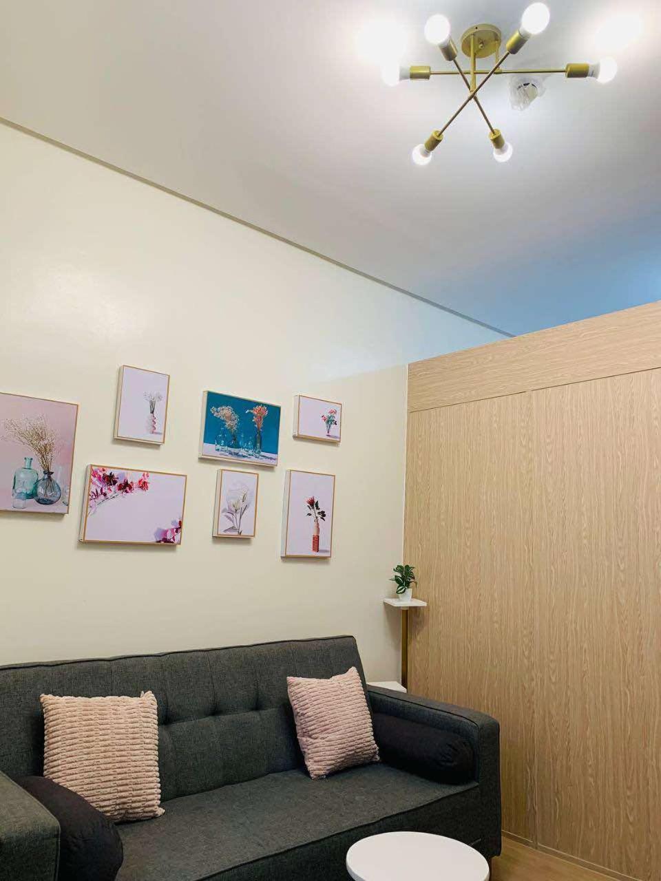 Apartment Mille Fleur's Staycation At Trees Residences
