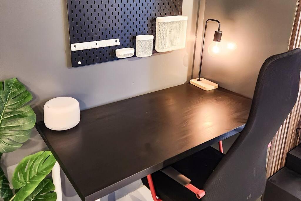 Spacious Executive 3br With Ps4 & Bathtub In Bgc Manila