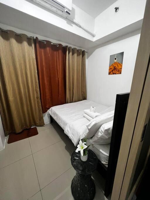 Unit Open For Staycation Apartment Manila