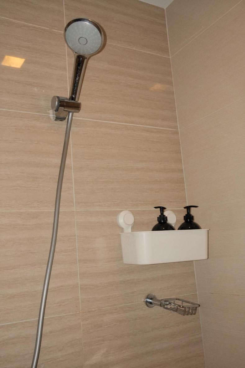 Apartment Uptown Suites-aesthetic Chic 2 Bedroom In Uptown Parksuites Bgc Manila