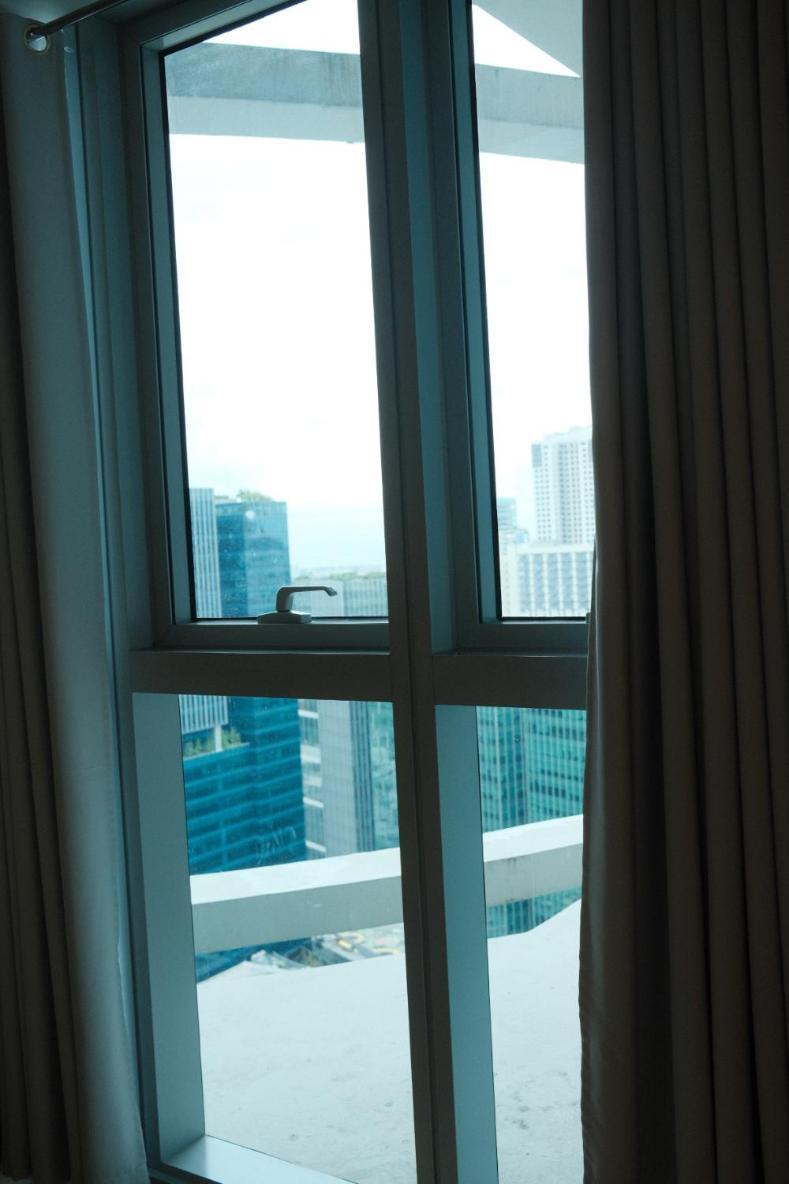 Uptown Suites-aesthetic Chic 2 Bedroom In Uptown Parksuites Bgc * Manila