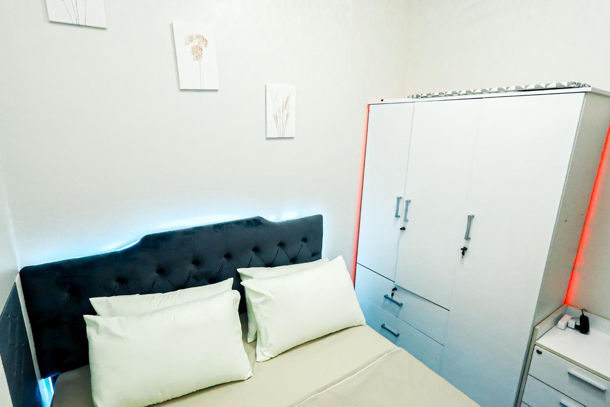Apartment Sapphira Manor Luxurious By The Bay *