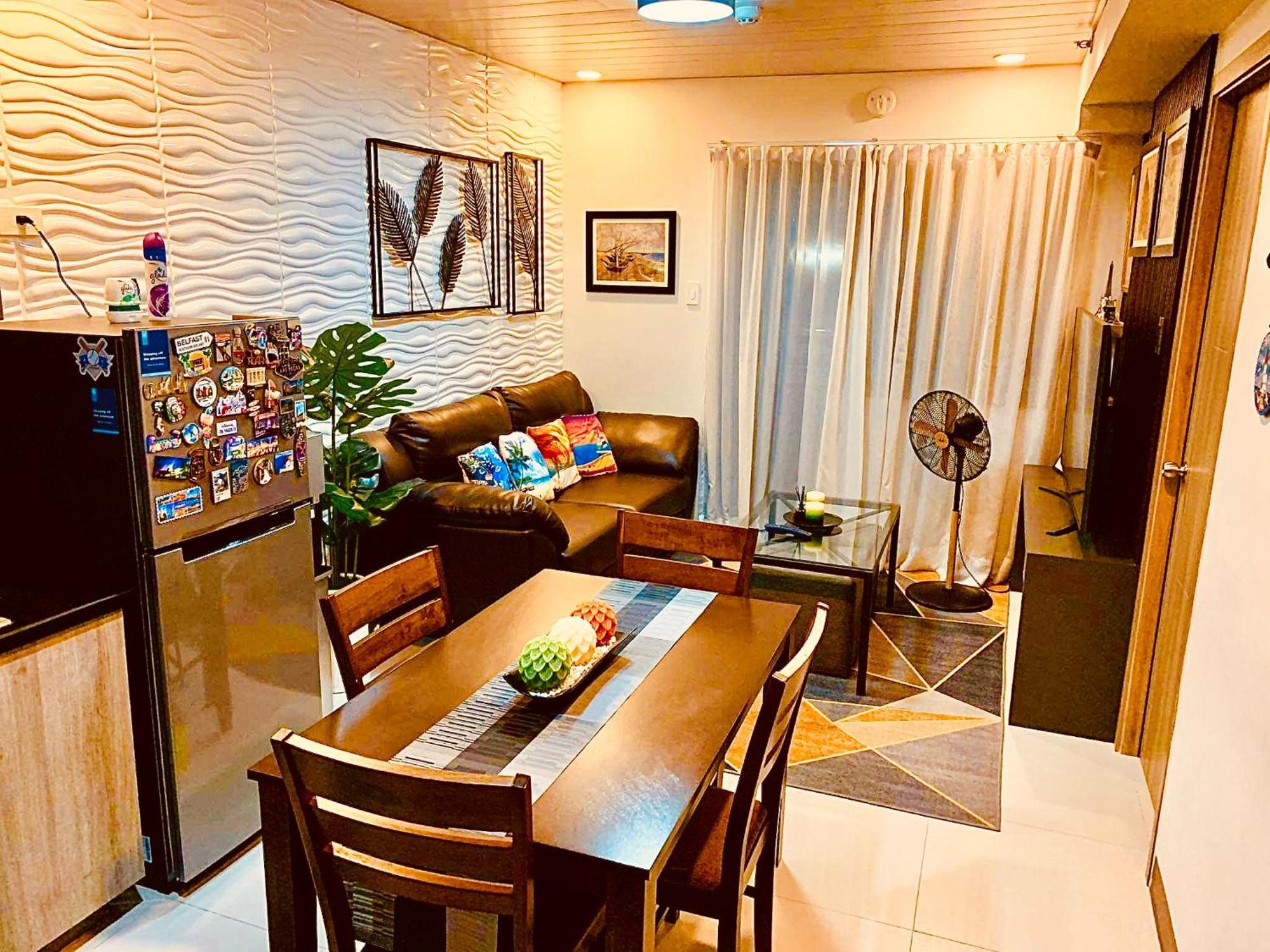 Keyless Entry Executive 2br With King Bed, Jacuzzi Pool, Live Tv & Hbo Max, Fast Wifi, Free Parking Near Moa
