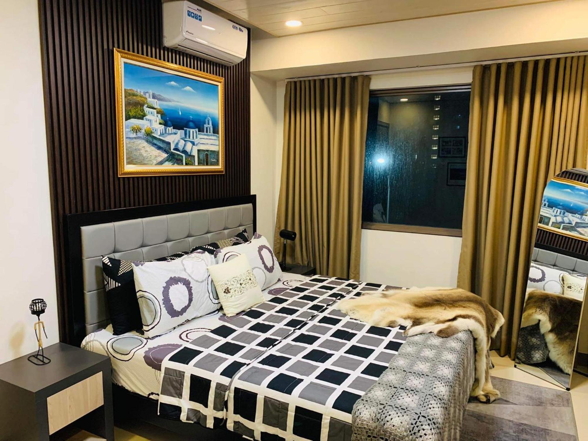 Keyless Entry Executive 2br With King Bed, Jacuzzi Pool, Live Tv & Hbo Max, Fast Wifi, Free Parking Near Moa