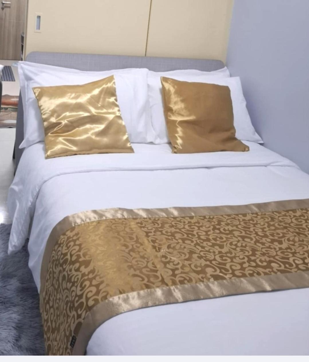Foursphere Staycation * Manila